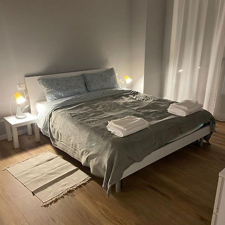 Casa Genny Διαμέρισμα Γκαλλαράτε Εξωτερικό φωτογραφία